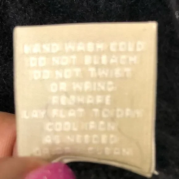 NWT Joan Vass wool blend black sweater vest, size large - Picture 9 of 12